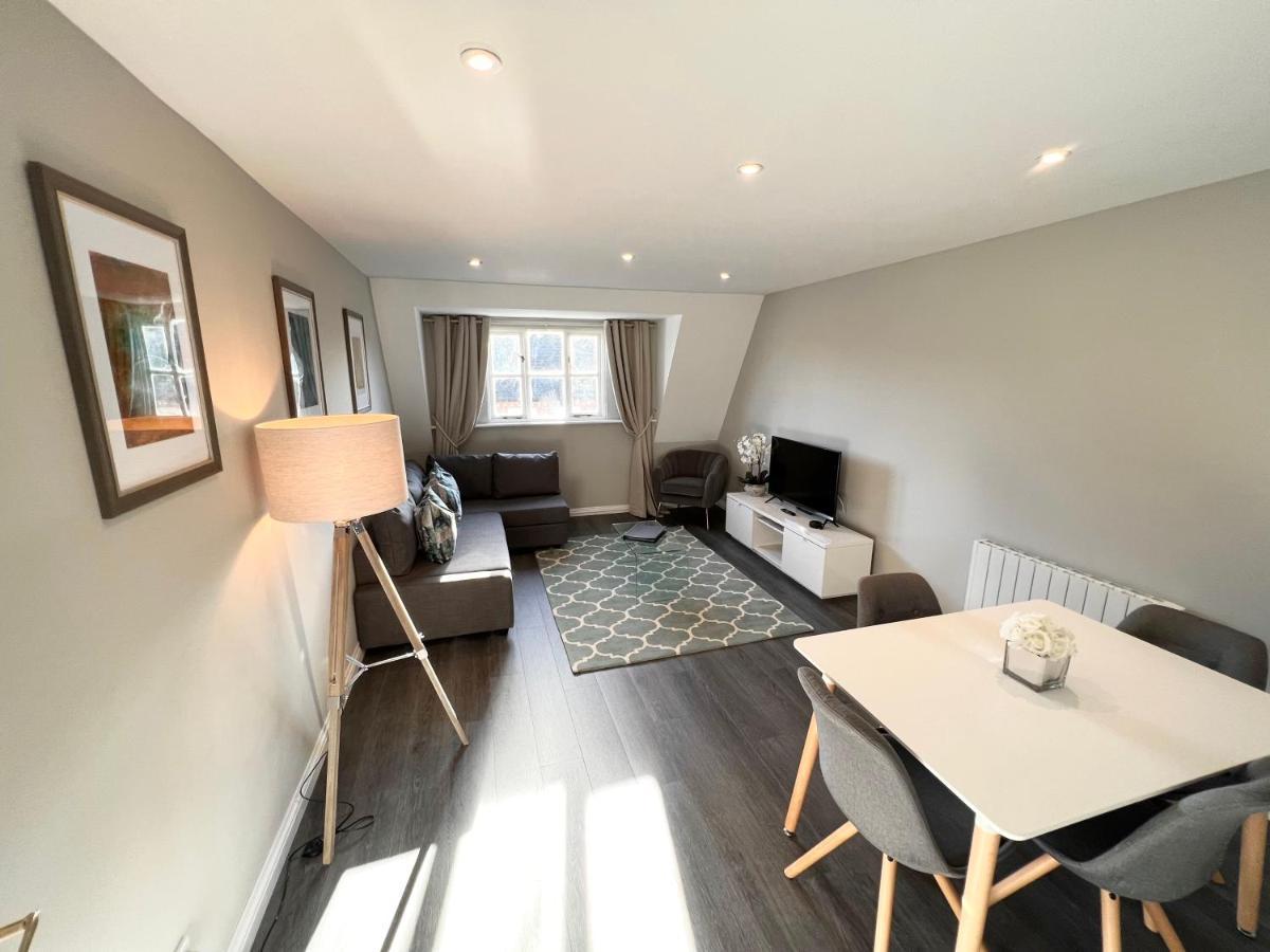 Urban Living'S The Hopkins, Beautiful City Apartment With Private Parking Oxford Esterno foto
